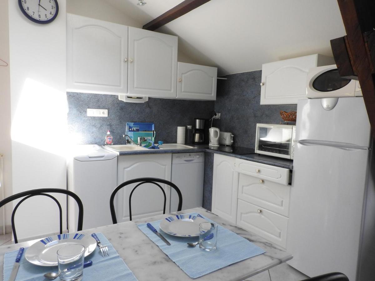 Villa La Charmatiere Haute-Rivoire Habitación foto